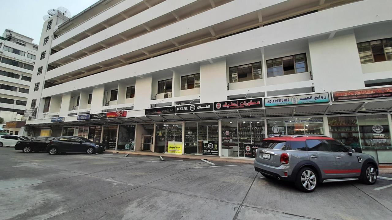 City Plaza Nana Hotel Bangkok Bagian luar foto