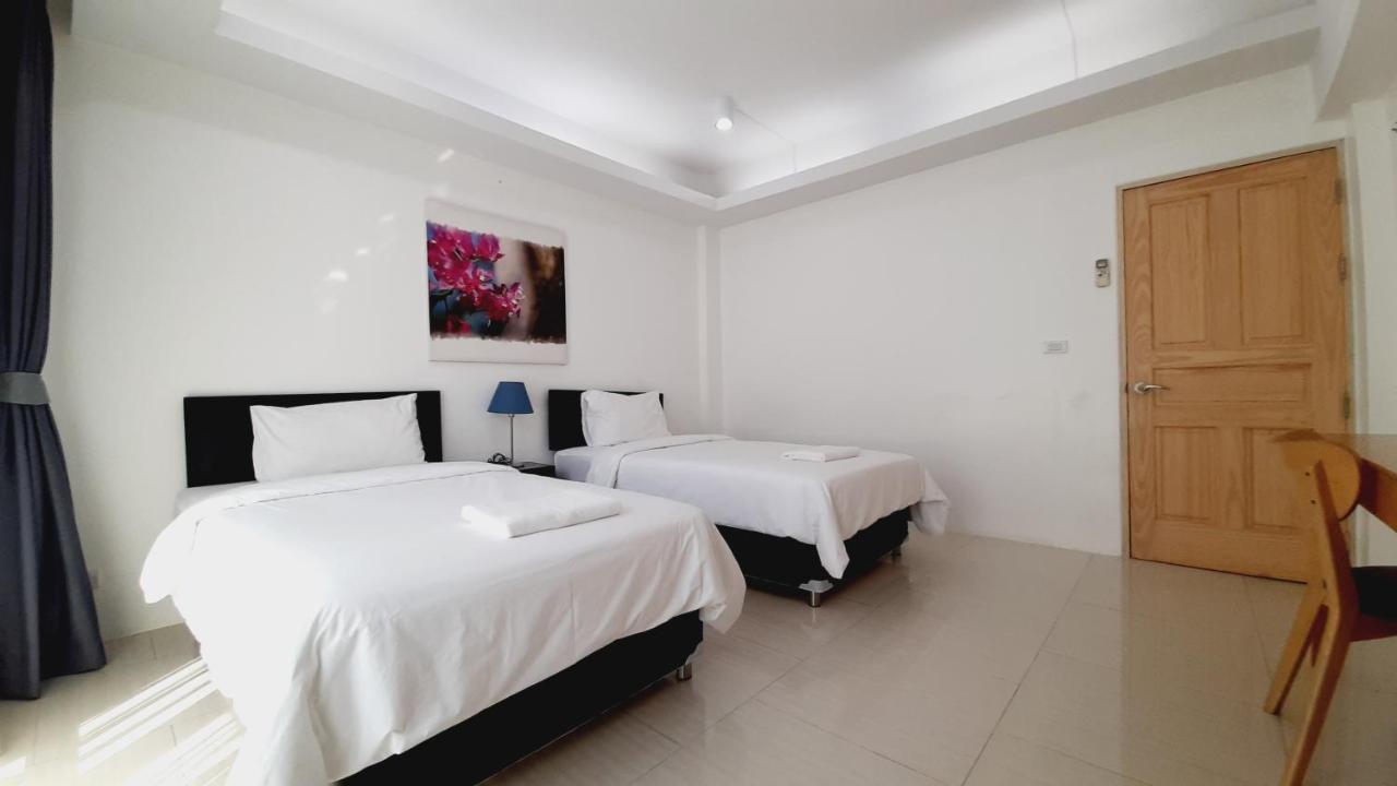 City Plaza Nana Hotel Bangkok Bagian luar foto