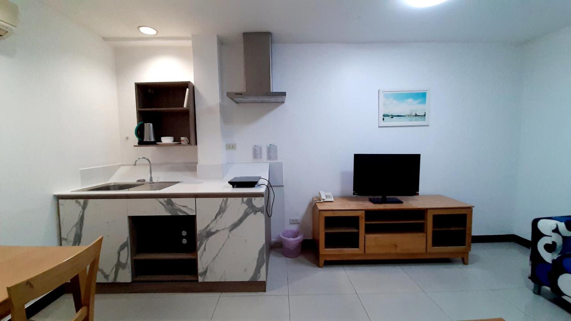 City Plaza Nana Hotel Bangkok Bagian luar foto