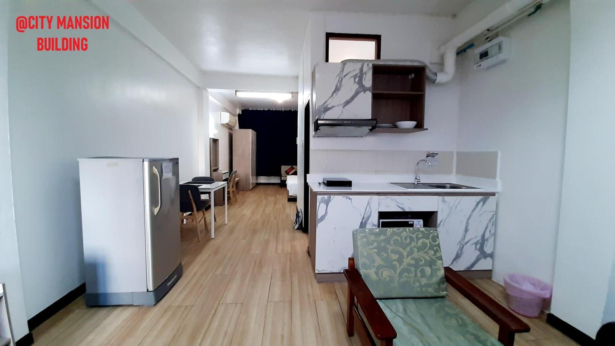 City Plaza Nana Hotel Bangkok Bagian luar foto